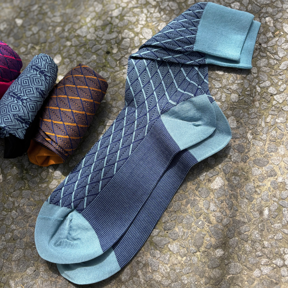 Glacier Grid – Navy Ice Men Mid-Calf Socks