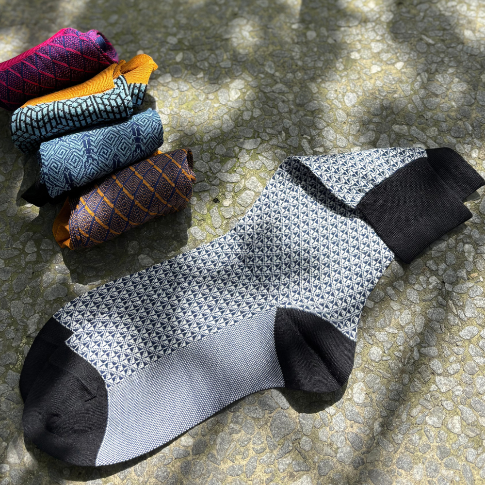 Prism Noir Men Mid-Calf Socks
