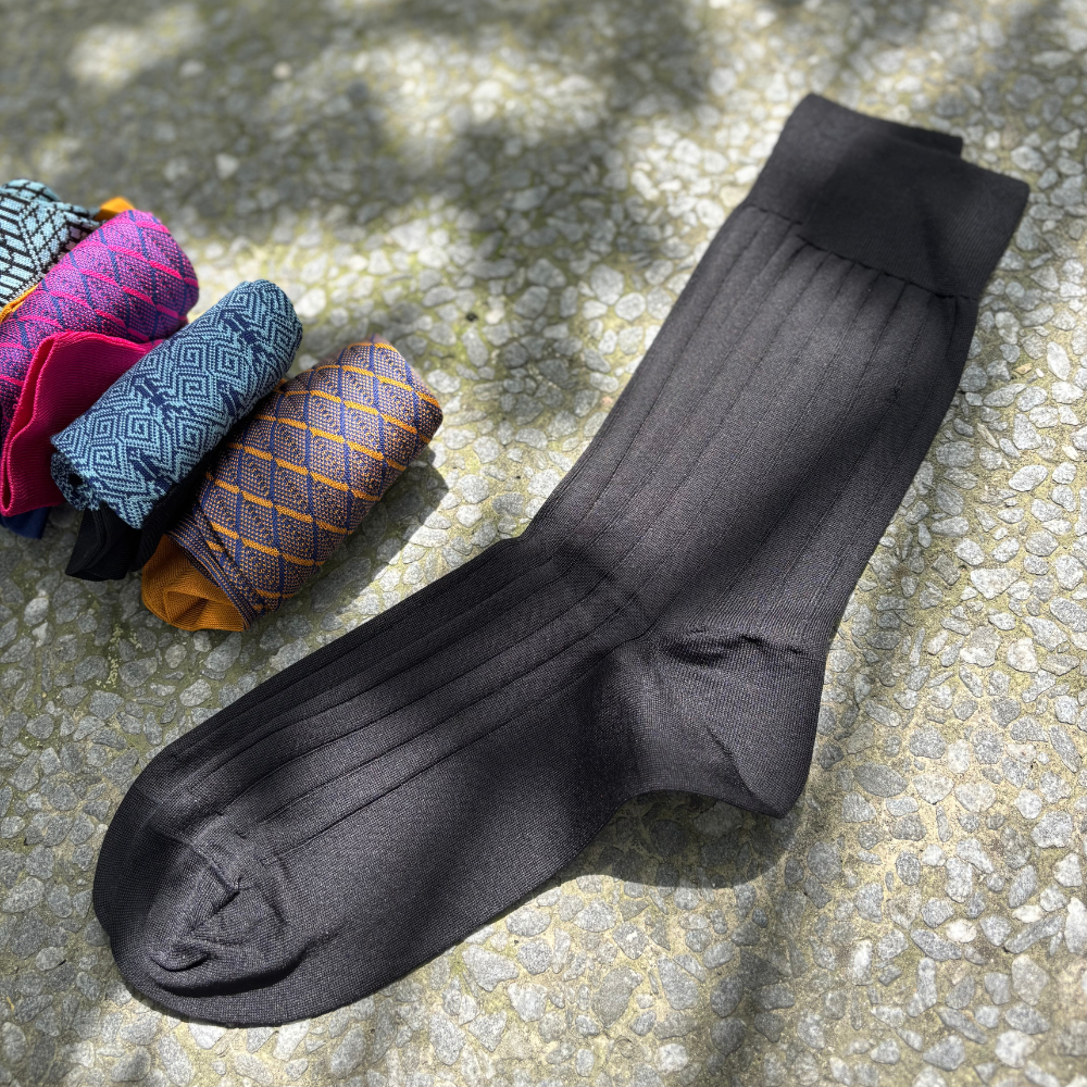Classic Black Men Mid-Calf Socks